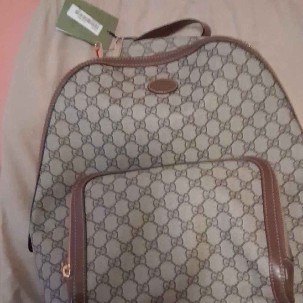 Gucci Beige Drawstring Backpack - image 2